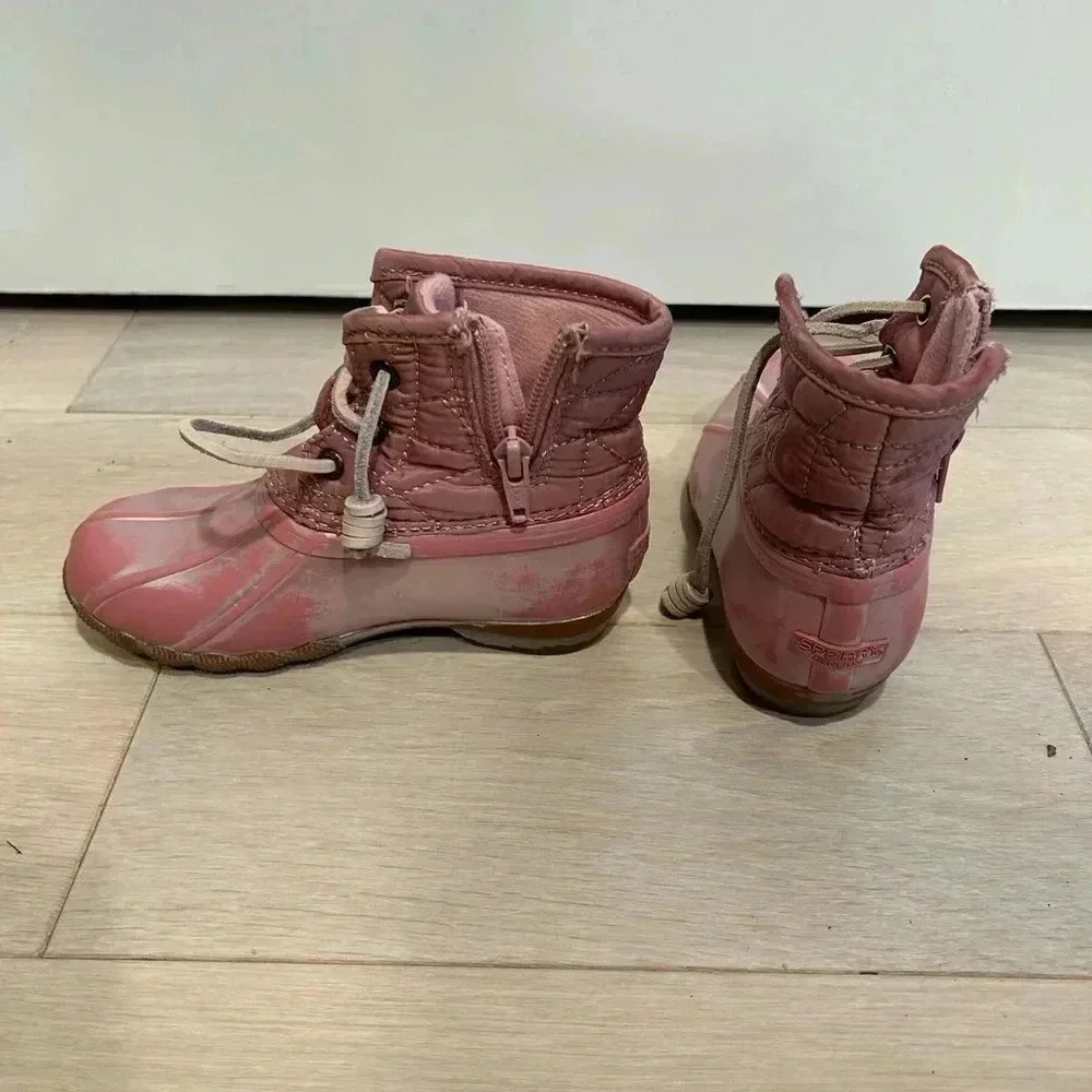 Sperry pink duct boots GUC Size 10